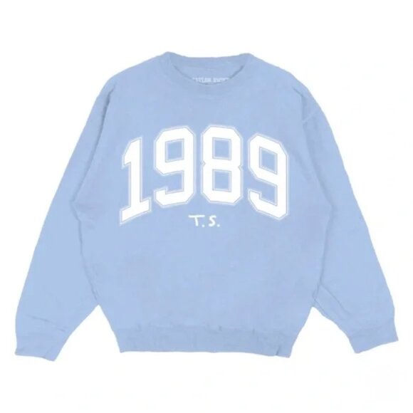 NEW In Bag L Taylor Swift 1989 Light Blue Crewneck Swiftie Sweatshirt Authentic